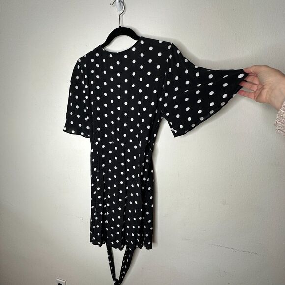 House of Harlow Black White Polka Dot Harper Wrap Mini V-neck Short Sleeve Tie L - Picture 8 of 16